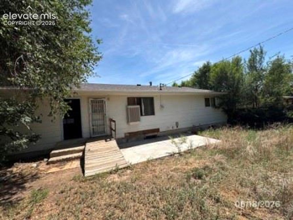 2226 Sumter Drive, Colorado Springs, CO 80910 — photo 2