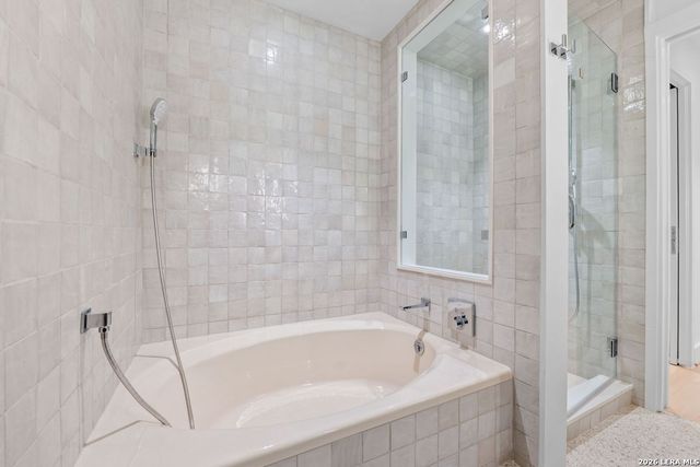 4001 N New Braunfels APT 302A, San Antonio, TX 78209