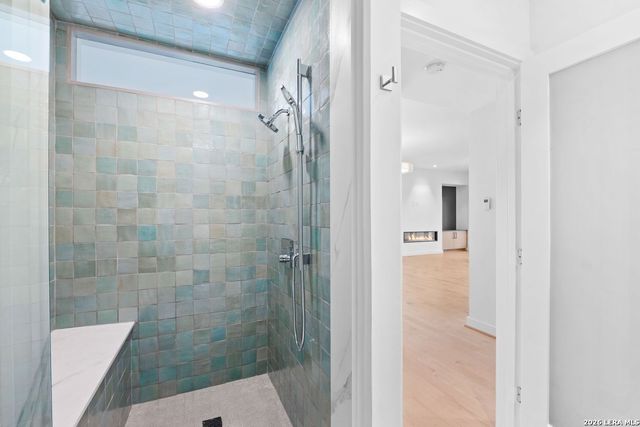 4001 N New Braunfels APT 302A, San Antonio, TX 78209