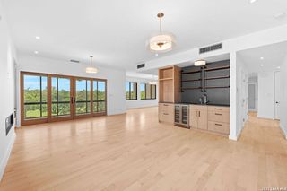 4001 N New Braunfels APT 302A, San Antonio, TX 78209