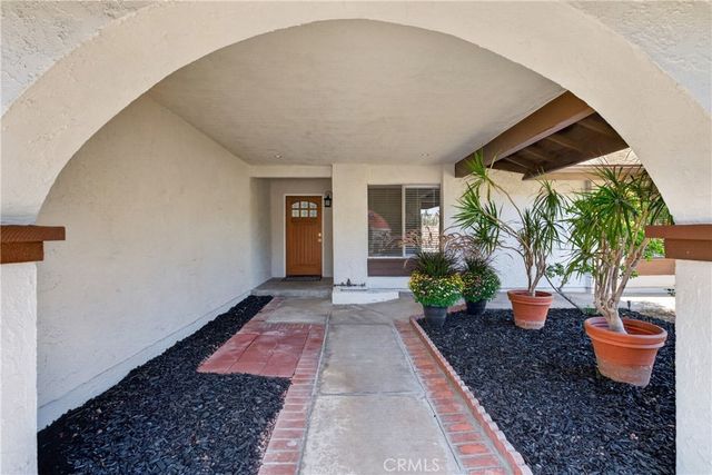 7639 Faust, West Hills, CA 91304