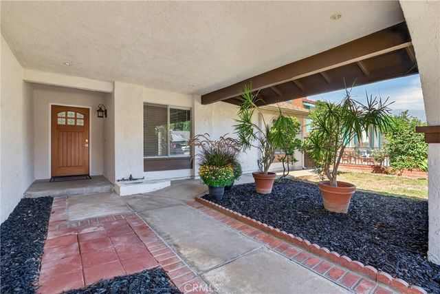 7639 Faust, West Hills, CA 91304