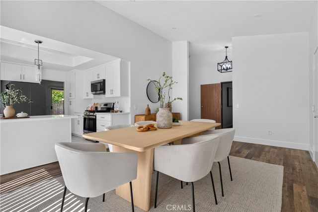 7639 Faust, West Hills, CA 91304