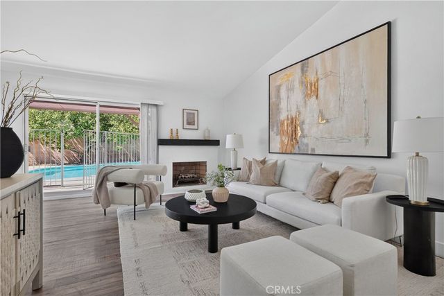 7639 Faust, West Hills, CA 91304