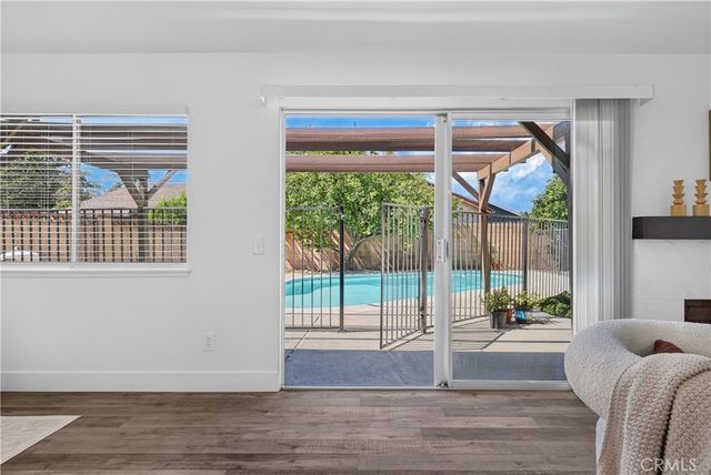 7639 Faust, West Hills, CA 91304