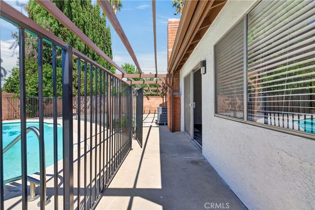 7639 Faust, West Hills, CA 91304