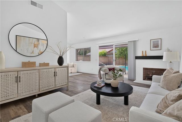 7639 Faust, West Hills, CA 91304