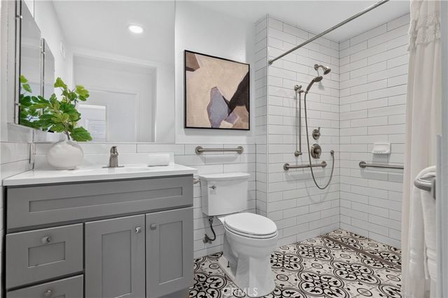 7639 Faust, West Hills, CA 91304