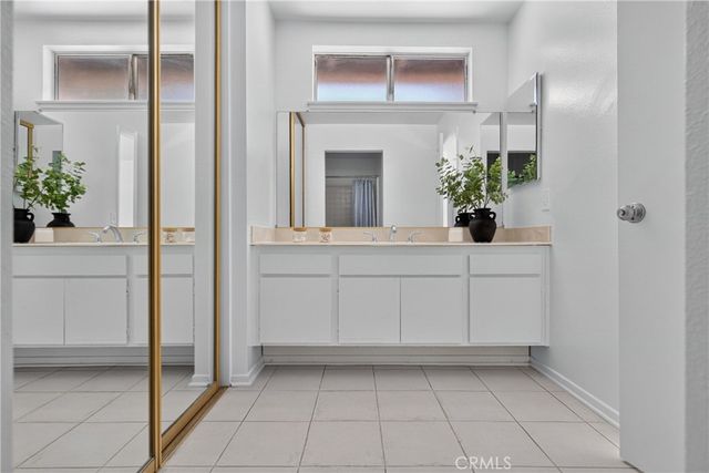 7639 Faust, West Hills, CA 91304