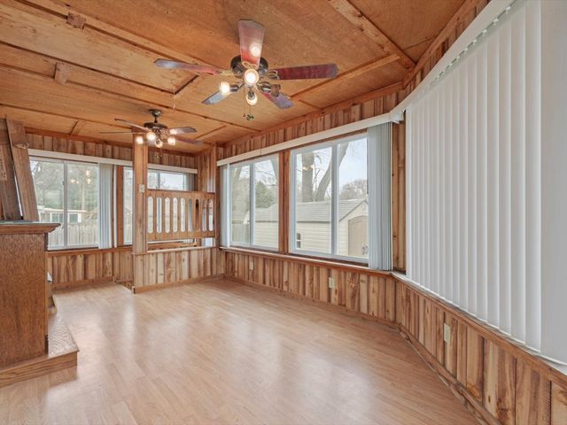 4220 18th Avenue, Moline, IL 61265