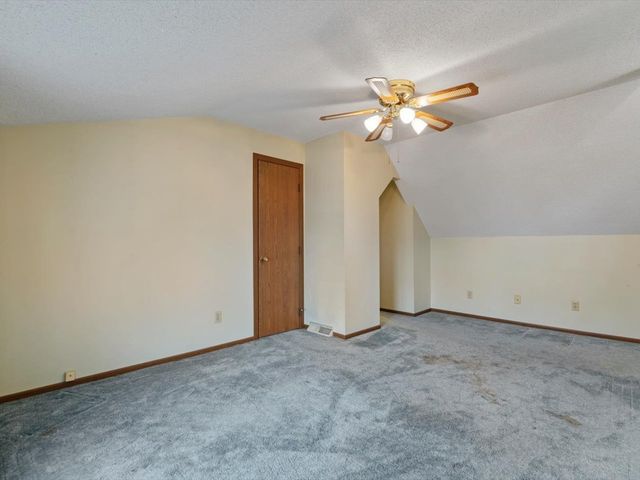 4220 18th Avenue, Moline, IL 61265