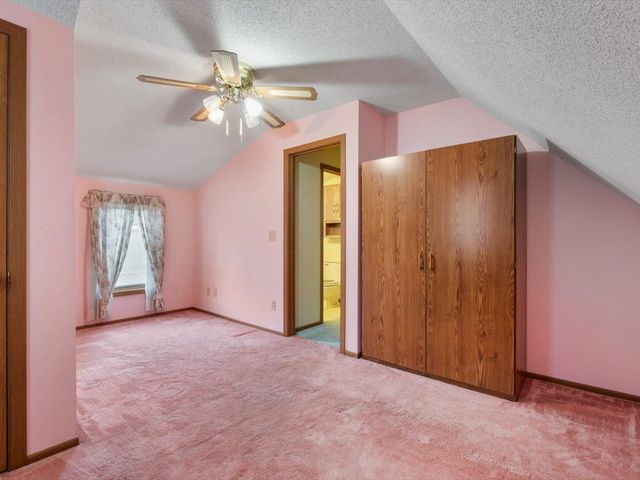 4220 18th Avenue, Moline, IL 61265