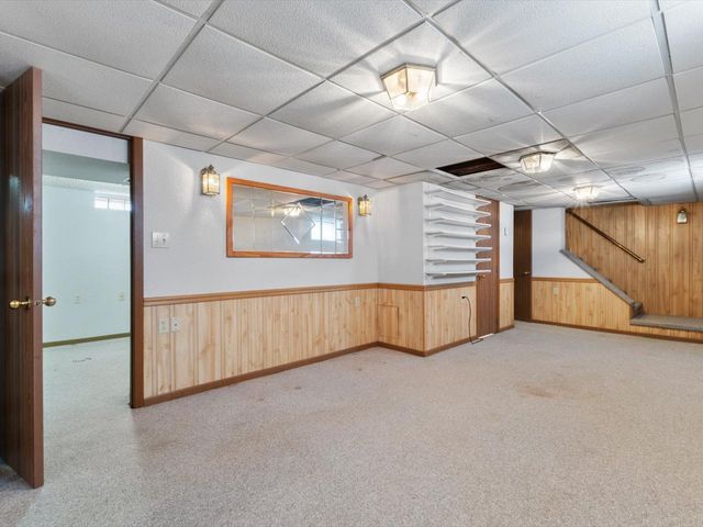 4220 18th Avenue, Moline, IL 61265