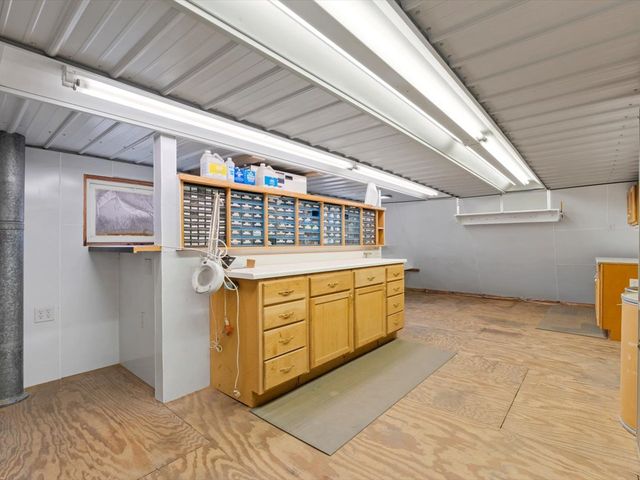 4220 18th Avenue, Moline, IL 61265