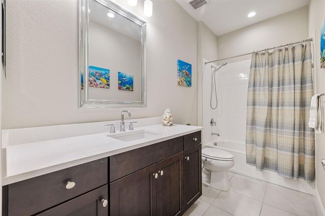 3102 SKY BLUE COVE, Bradenton, FL 34211