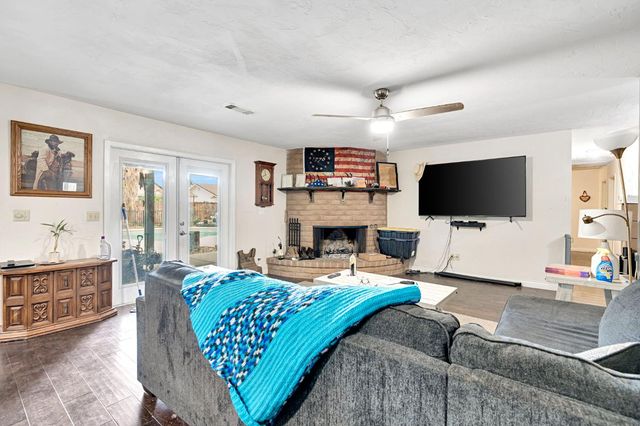 1192 Ashland Drive, Lemoore, CA 93245