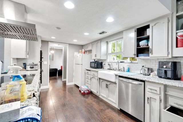 1192 Ashland Drive, Lemoore, CA 93245