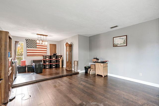 1192 Ashland Drive, Lemoore, CA 93245