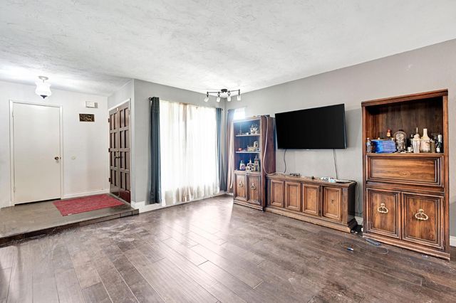 1192 Ashland Drive, Lemoore, CA 93245