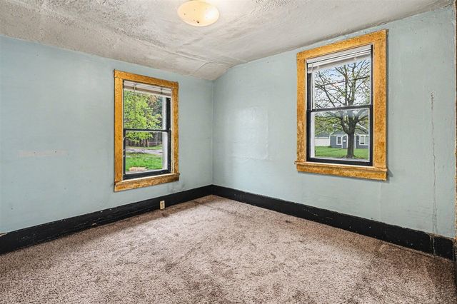 3303 Madison Street, Kalamazoo, MI 49008