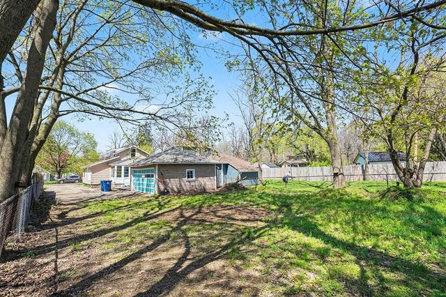 3303 Madison Street, Kalamazoo, MI 49008
