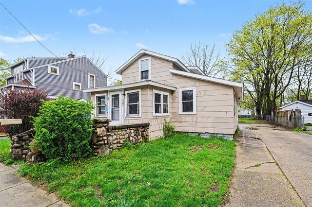 3303 Madison Street, Kalamazoo, MI 49008
