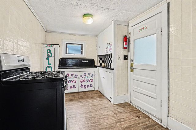 3303 Madison Street, Kalamazoo, MI 49008