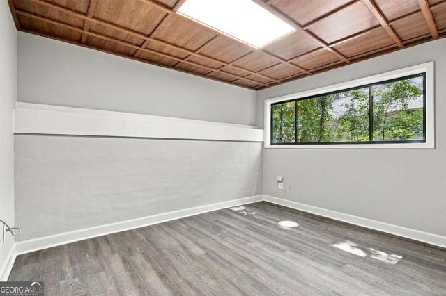 8810 North Mount Drive, Alpharetta, GA 30022