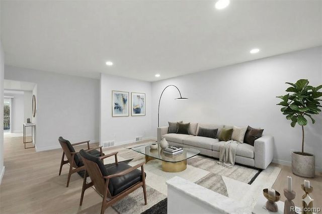 36745 Adele Drive, Sterling Heights, MI 48312