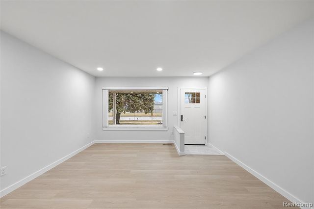 36745 Adele Drive, Sterling Heights, MI 48312