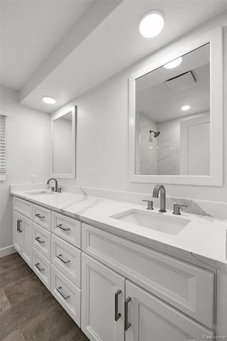 36745 Adele Drive, Sterling Heights, MI 48312