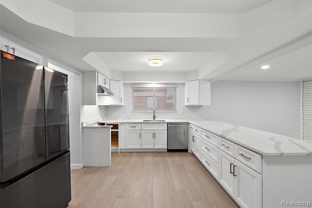 36745 Adele Drive, Sterling Heights, MI 48312