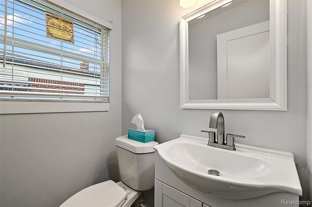 36745 Adele Drive, Sterling Heights, MI 48312