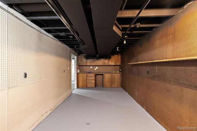 36745 Adele Drive, Sterling Heights, MI 48312