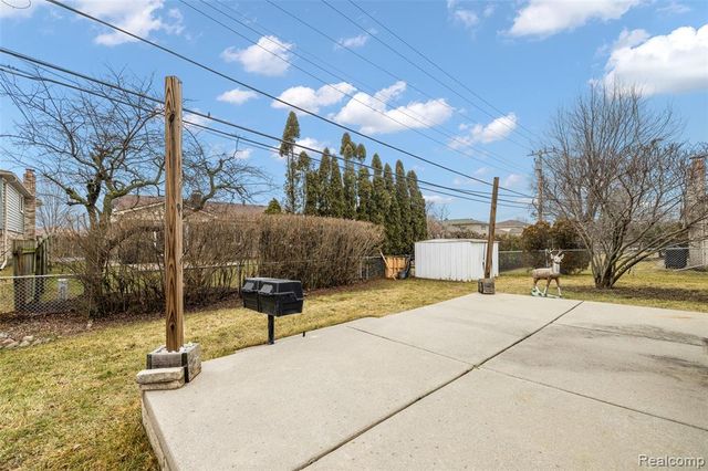 36745 Adele Drive, Sterling Heights, MI 48312