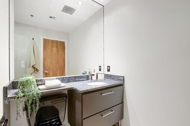 710 Colorado ST 4A, Austin, TX 78701