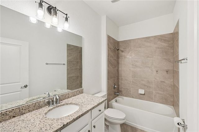 1751 Alameda DR, Naples, FL 34120