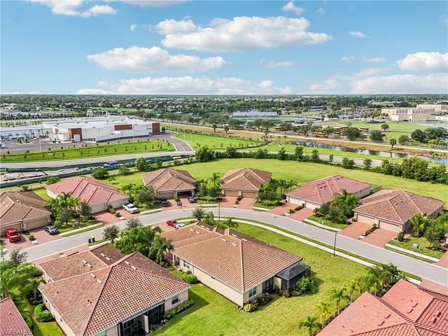 1751 Alameda DR, Naples, FL 34120