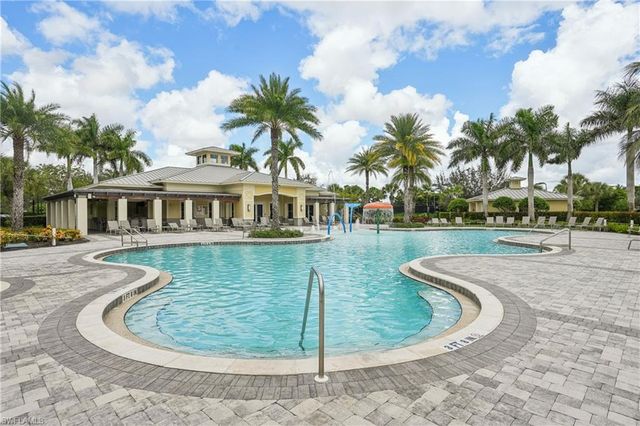 1751 Alameda DR, Naples, FL 34120