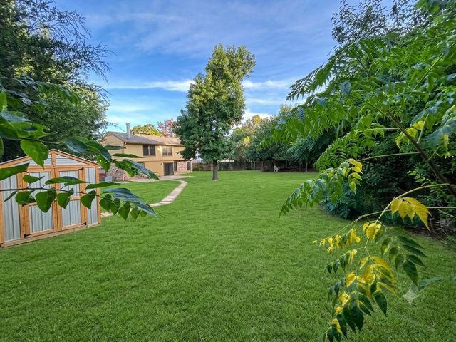 1816 Chestnut Court, Flower Mound, TX 75028