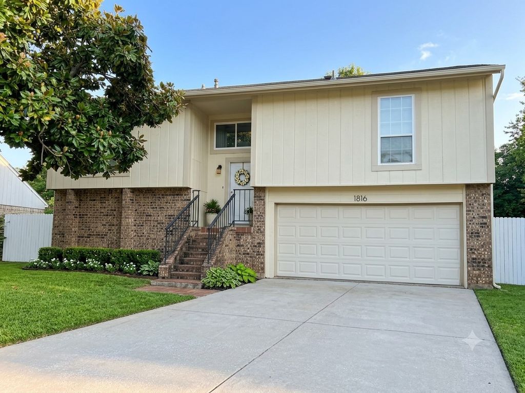 1816 Chestnut Court, Flower Mound, TX 75028