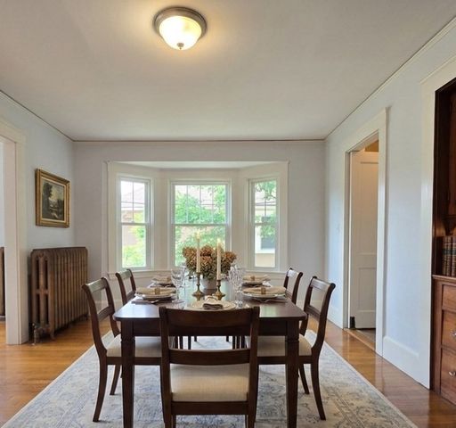 19 Rowe St 2, Newton, MA 02466