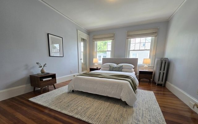 19 Rowe St 2, Newton, MA 02466