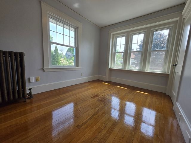 19 Rowe St 2, Newton, MA 02466