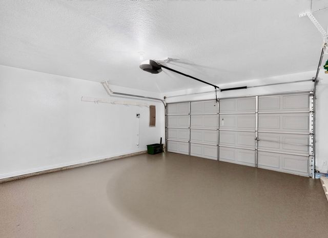 1320 Clearwater Drive, Grand Prairie, TX 75052