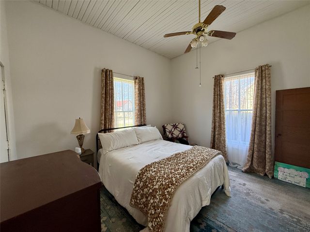 305 S Live Oak Street, Hico, TX 76457