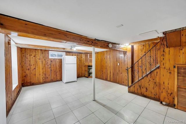 88 Krug Place, Mineola, NY 11501