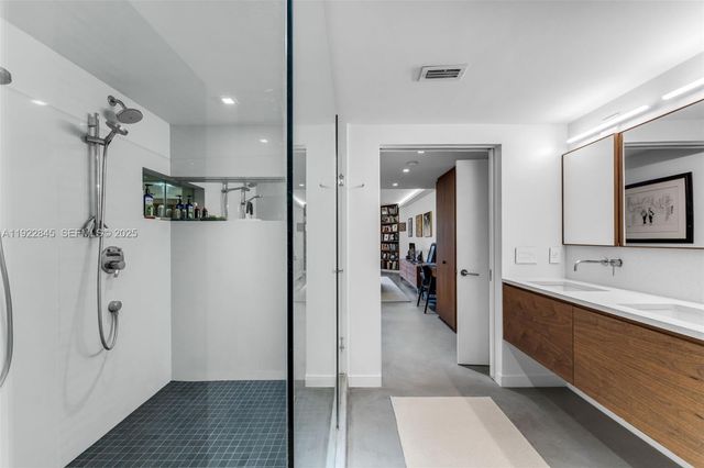 161 Crandon Blvd 125, Key Biscayne, FL 33149