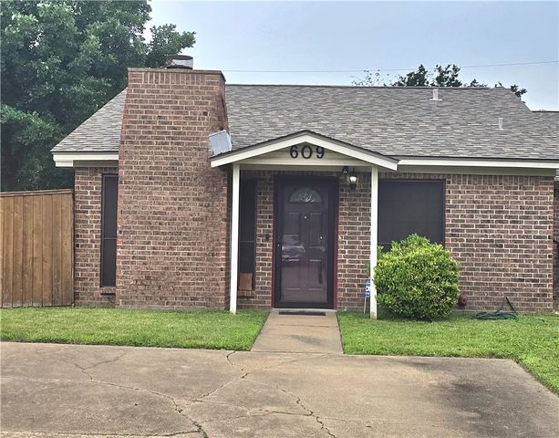 609 San Saba Court, College Station, TX 77845