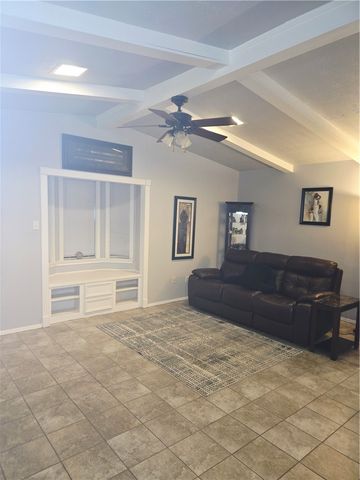 609 San Saba Court, College Station, TX 77845